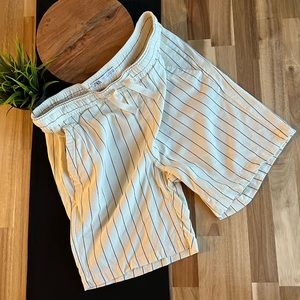 ZARA 🔥 Linen Casual Shorts - Beach Vibe - White Linen Black Pinstripes - NWOT